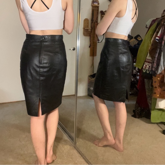 Vintage Leather Black Pencil Skirt 26" Waist High Waisted - Picture 13 of 16